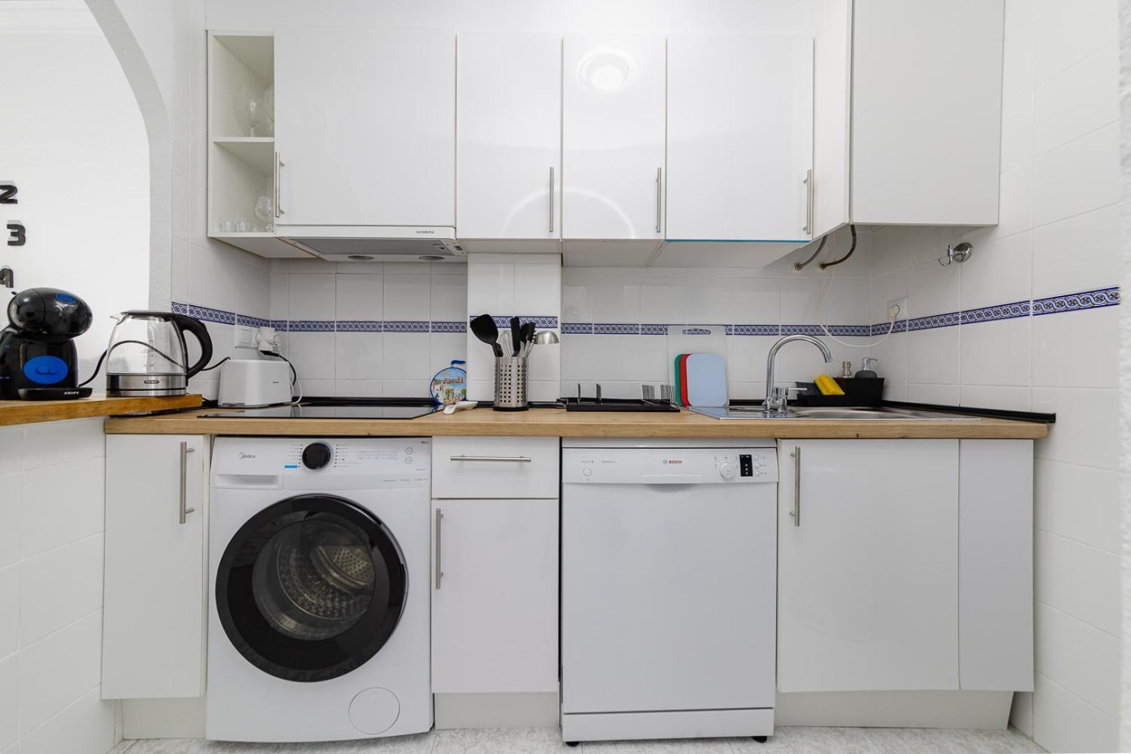 Calle Concordia 86, Two Bedroom Apartment, Up To 6 Guests, Near Del Cura Beach,Supermarket Mercadona And Central Bus Station Torrevieja Exteriér fotografie